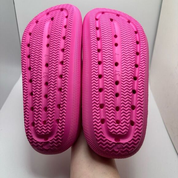 CUSHIONAIRE Women's Cloud Recovery Slide Sandals with +Comfort 7 HOT PINK - Picture 5 of 7